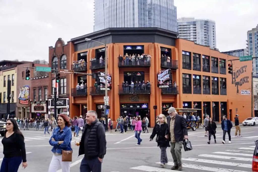 Honky Tonk Central, ce să faci în Nashville