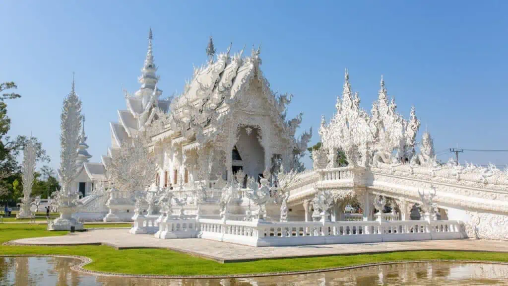 Wat Rong Khun Chiang Rai, Thailanda