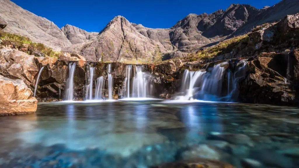 Bazine cu zâne pe insula Skye, Scoția