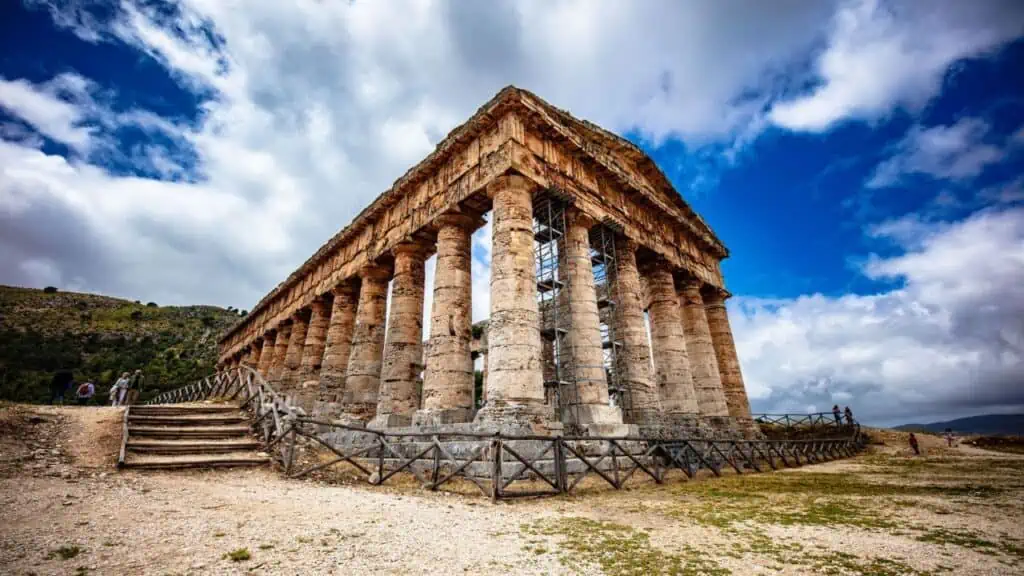 Templul lui Segesta din Sicilia, Italia