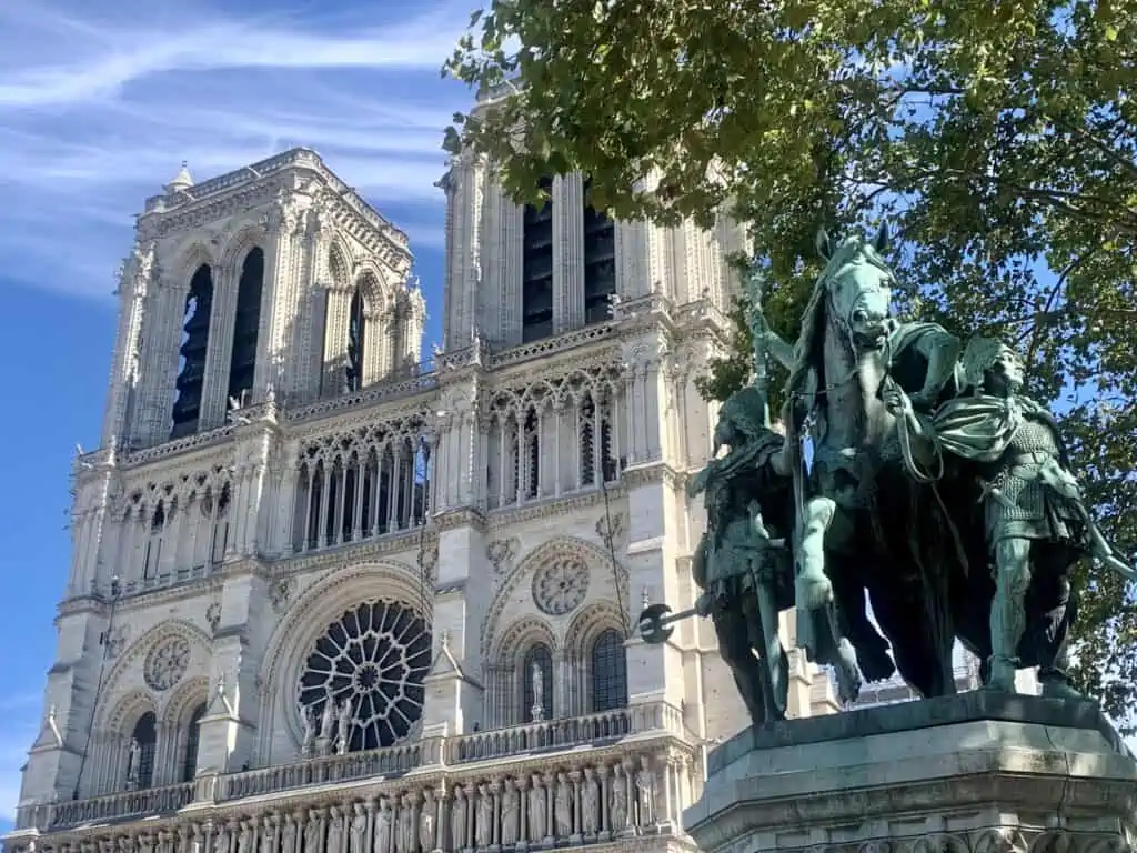 Catedrala Notre-Dame de Paris