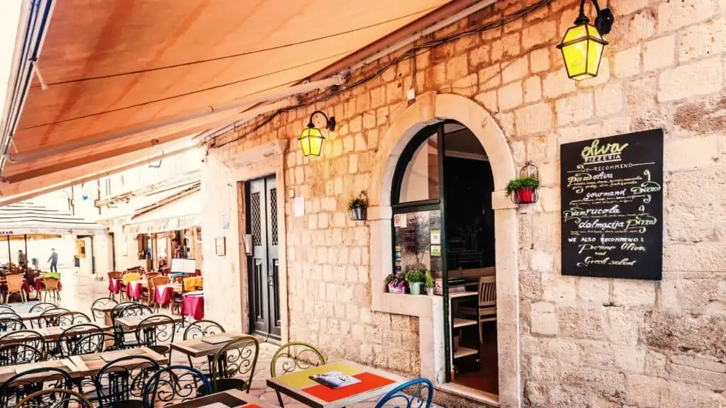 Dubrovnik, Croația - Restaurant în orașul vechi