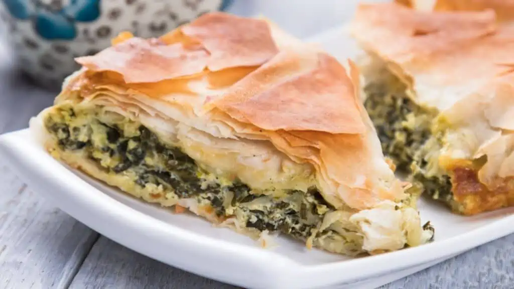 Spanakopita - Tartă stratificată