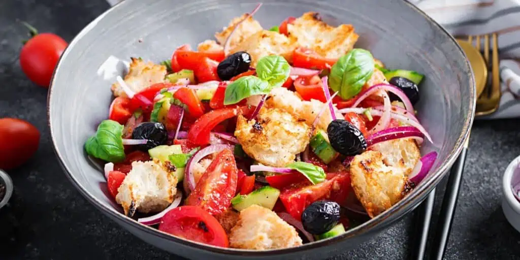 Panzanella, bucătărie italiană