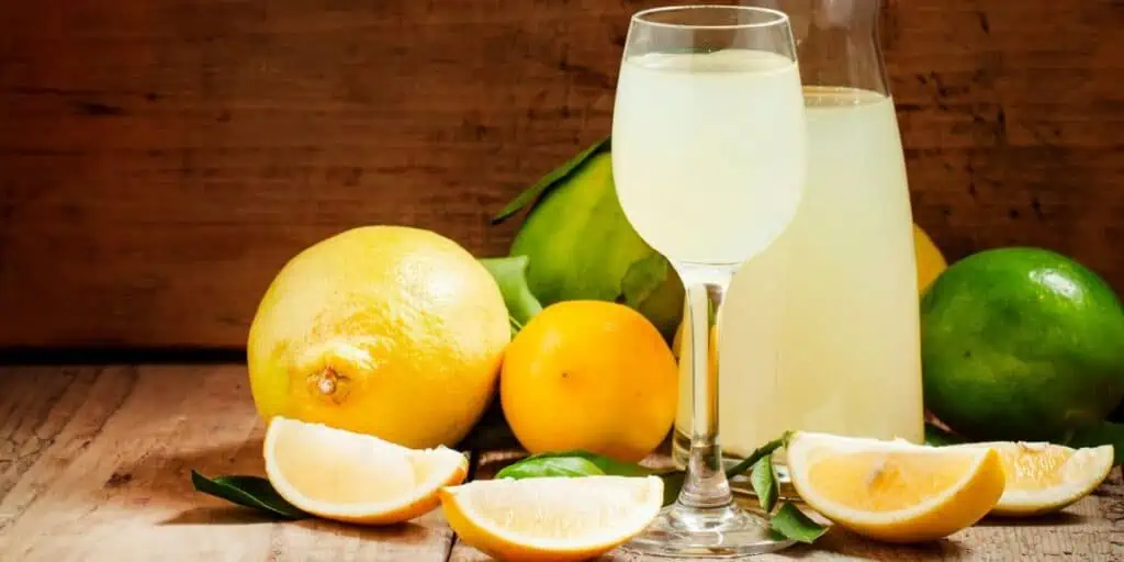 Limoncello, băutură italiană