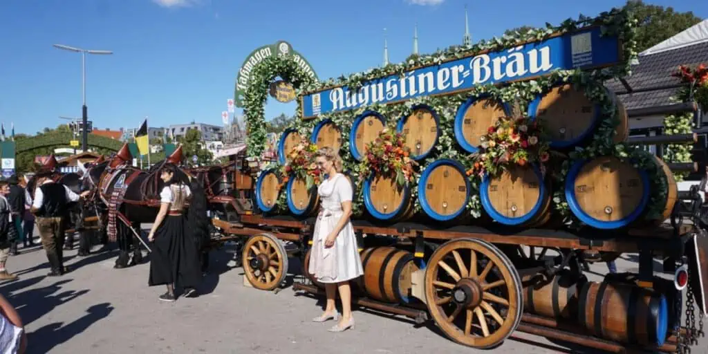 Munchen Oktoberfest: 10 sfaturi pentru cea mai bună experiență de festival