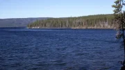 Un ghid pentru vizitarea Parcului Național Lacurile din Yellowstone